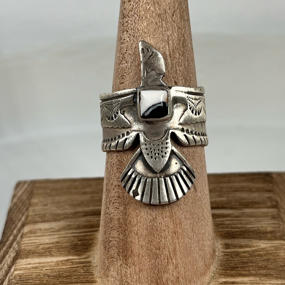 Solid Sterling Silver Southwestern Thunderbird Ring White Buffalo Size 7.75 - Picture 2 of 11